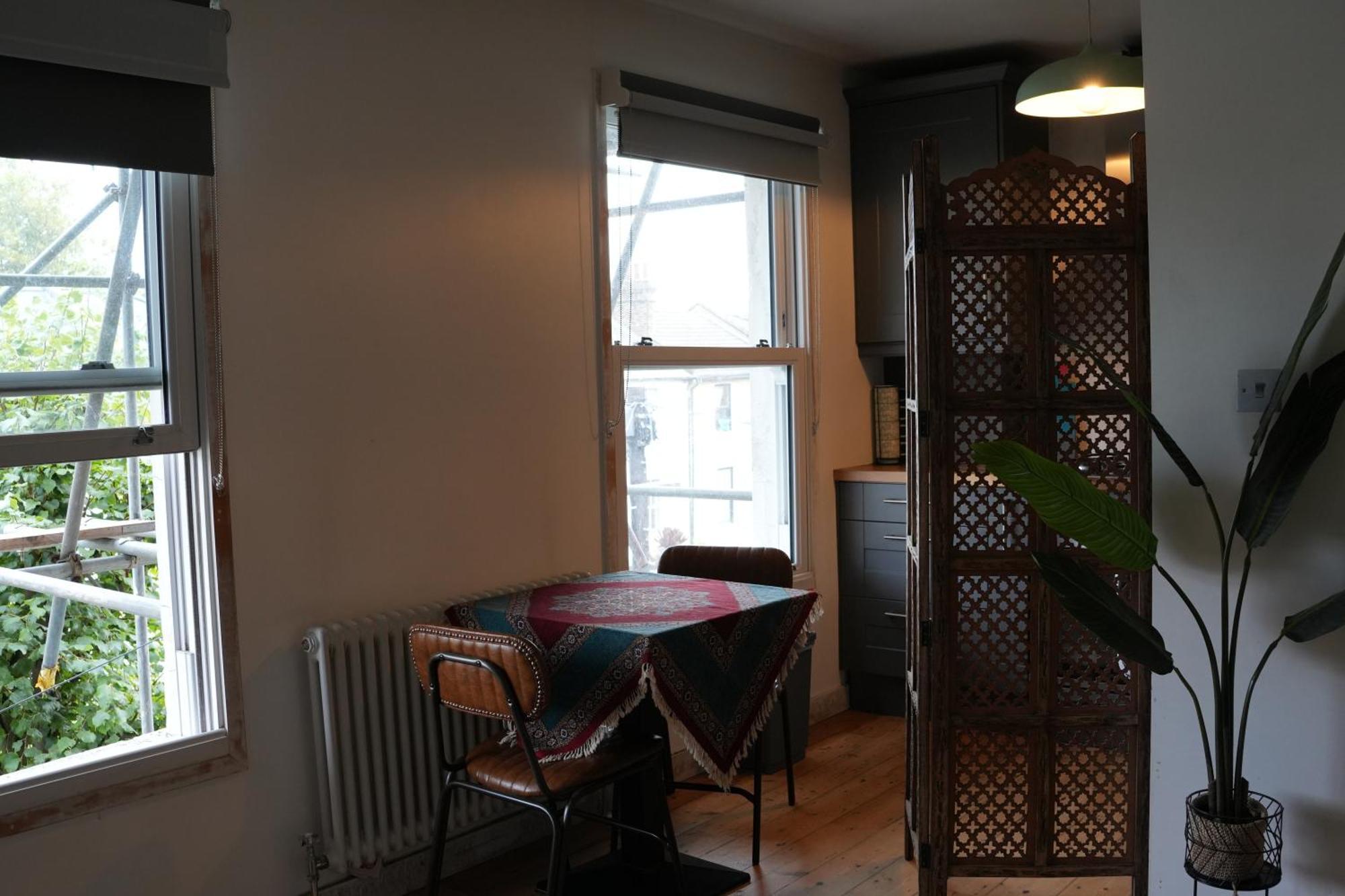 Stylish-Brockley-Entire Place Leilighet London Eksteriør bilde